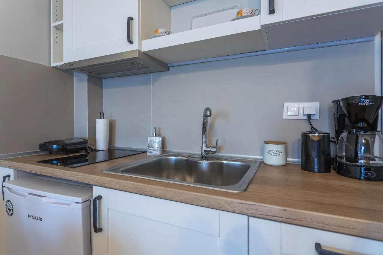 Georgias Apartments Nea Fokea