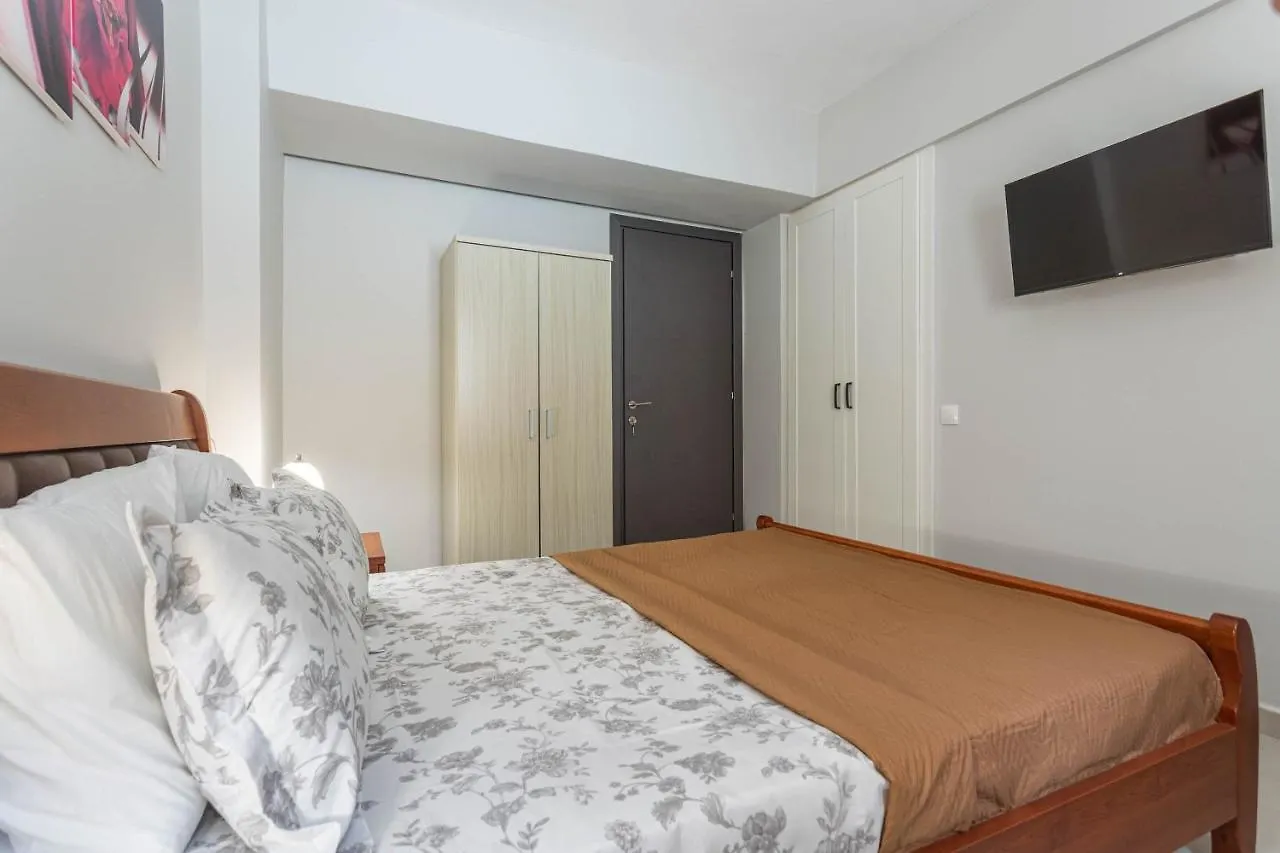 Georgias Apartments Nea Fokea