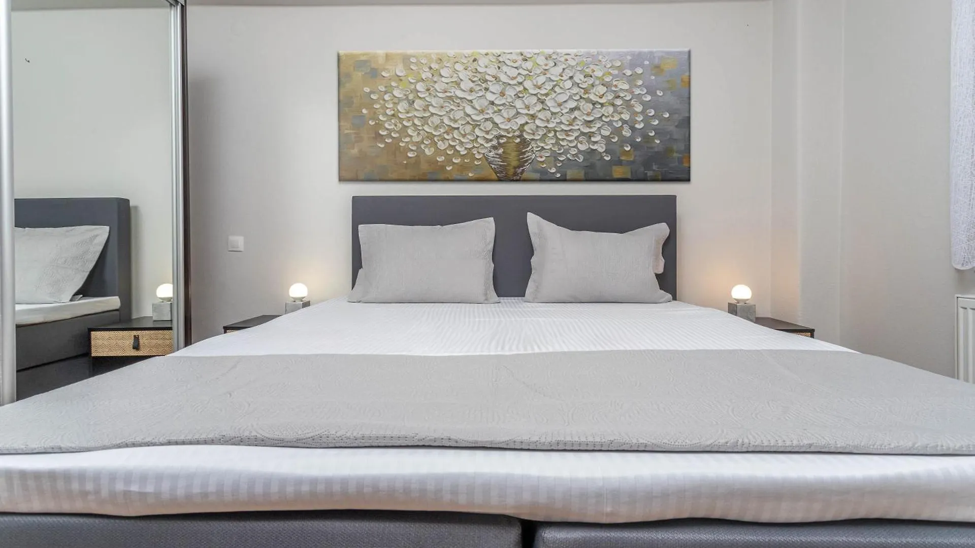 Georgias Apartments Nea Fokea